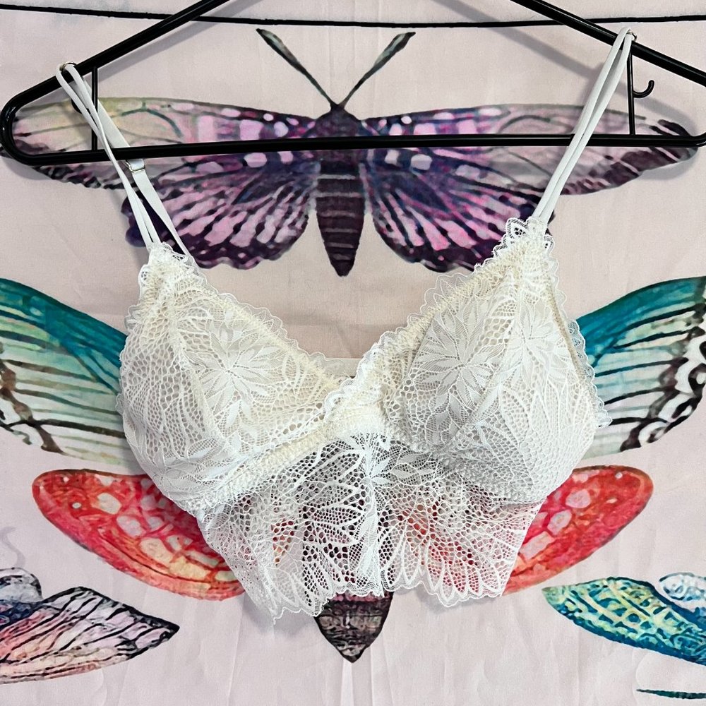 White Lacey Abercrombie and Fitch Bralette